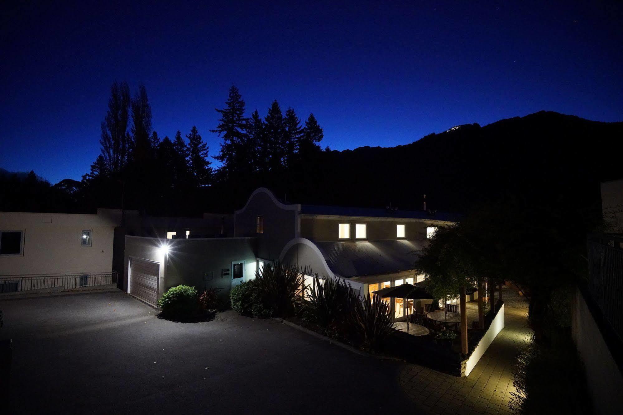 The Central Private Hotel By Naumi Hotels Queenstown Exterior foto